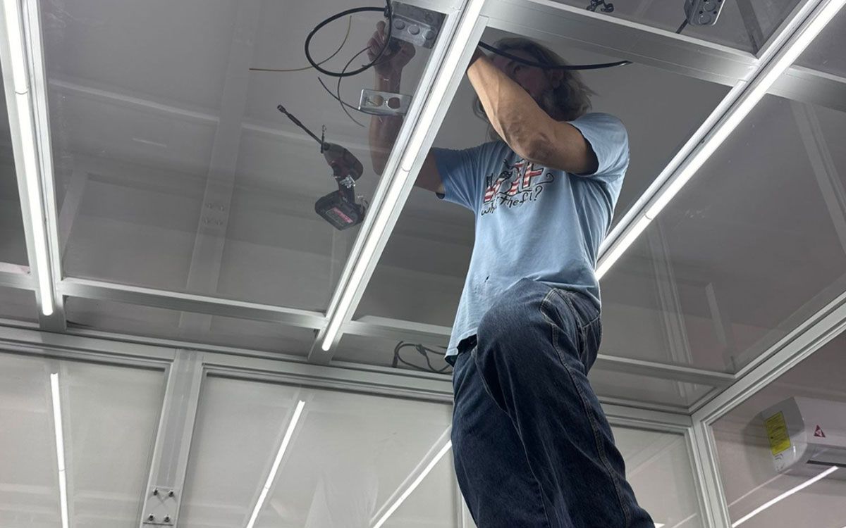 Thay lọc HEPA đồng loạt hay theo khu vực?